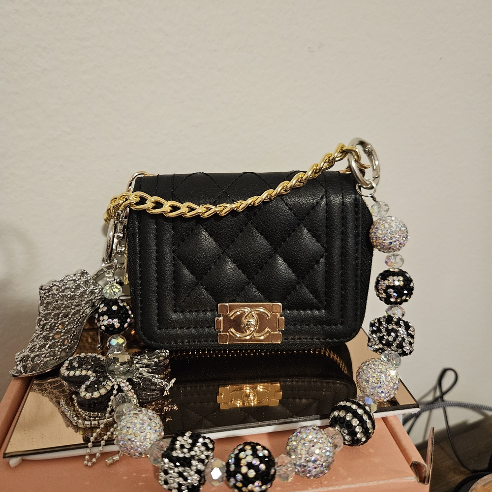 Chic Black Quilted Women's Bag